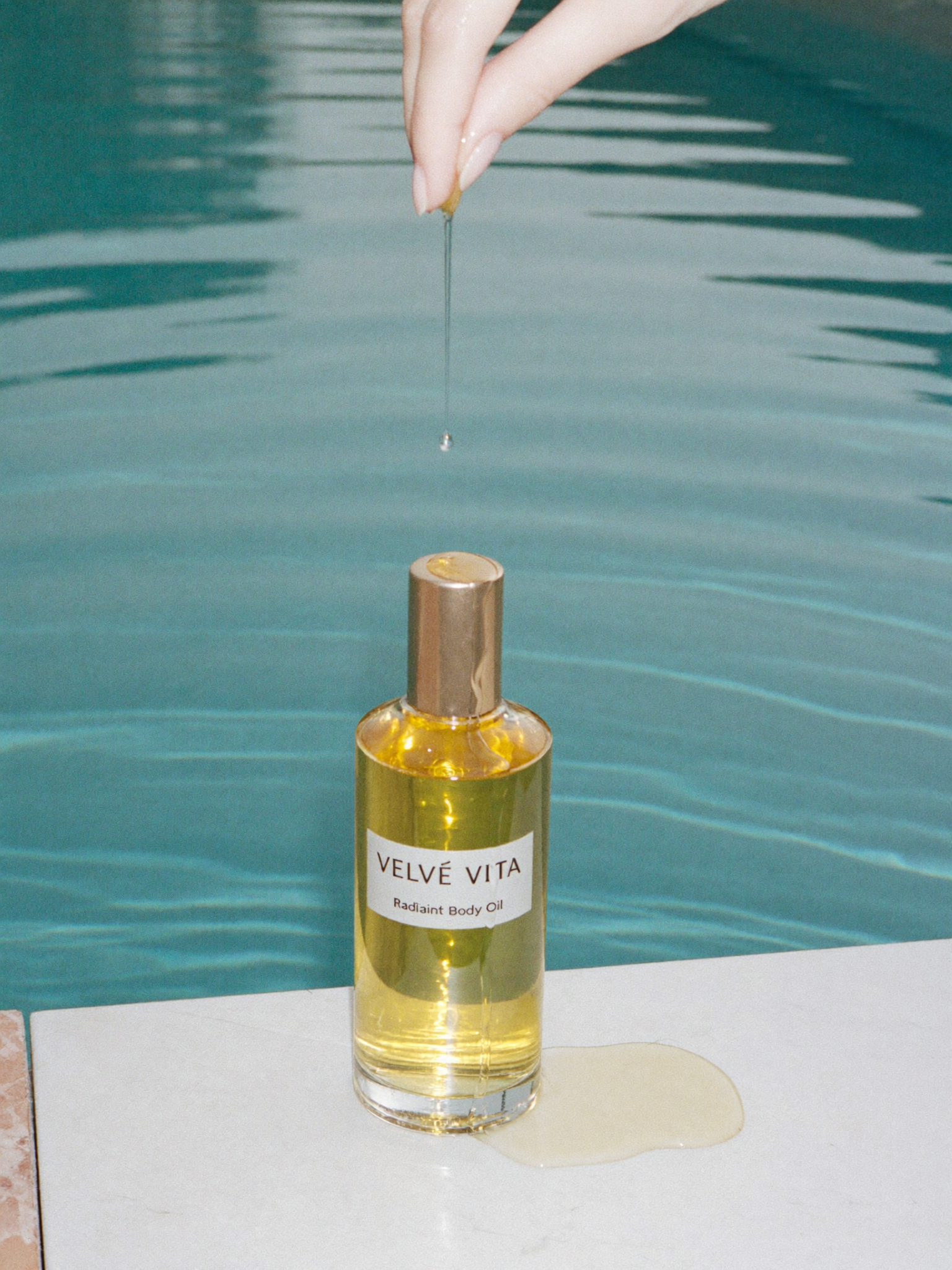 Luxury hero body oil — threadzu_lab